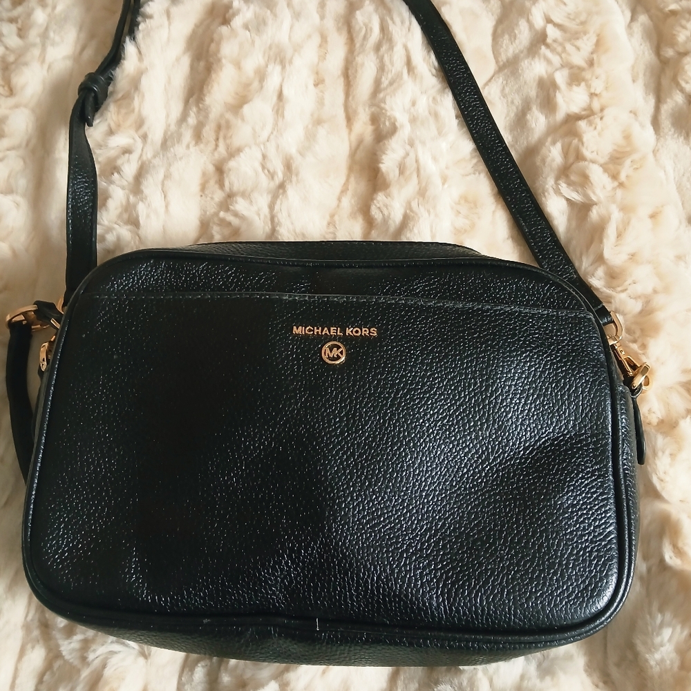 New Michael Kors Black Pebbled Leather Crossbody Bag